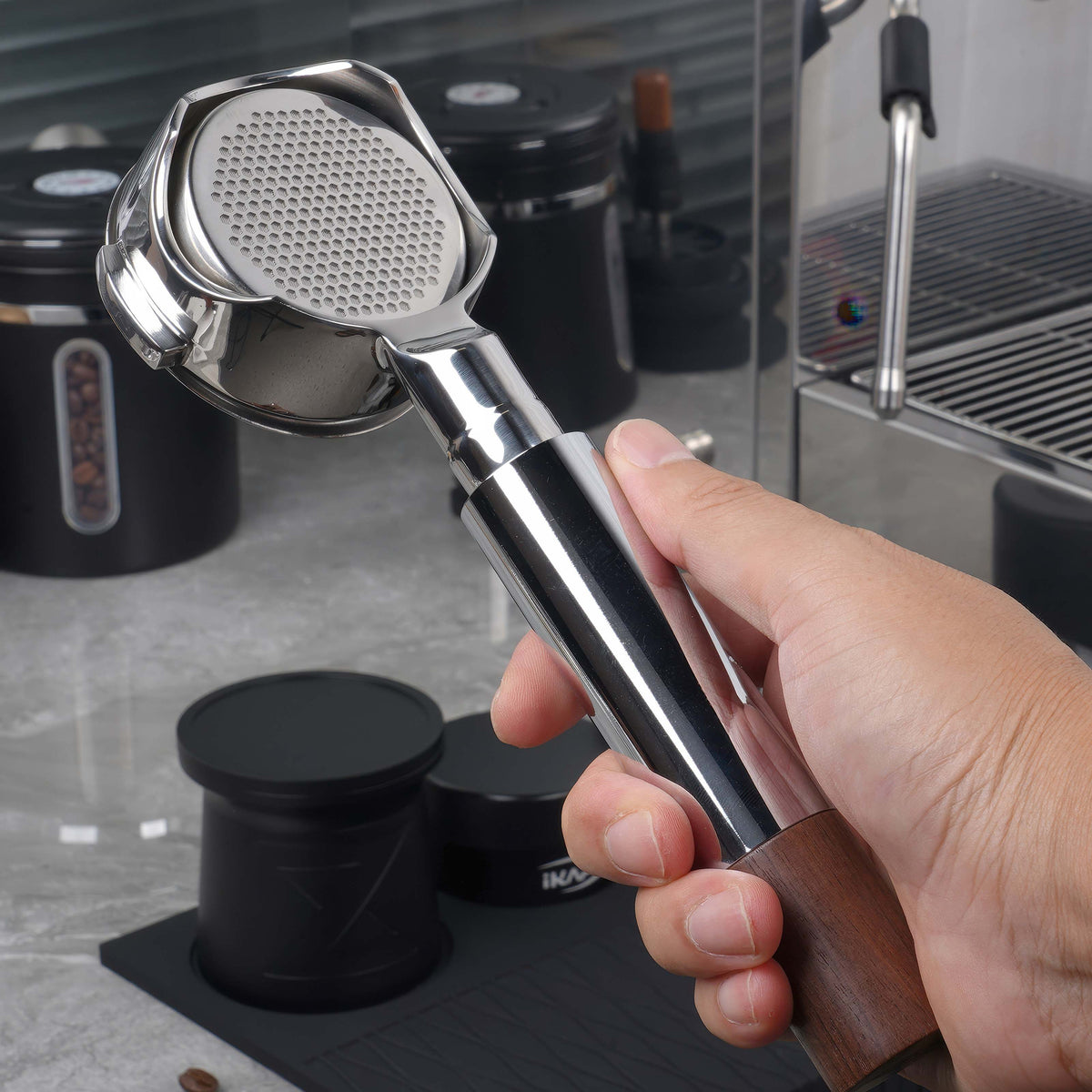 Openwork Bottomless Portafilter with High Extraction Basket Lastaforest