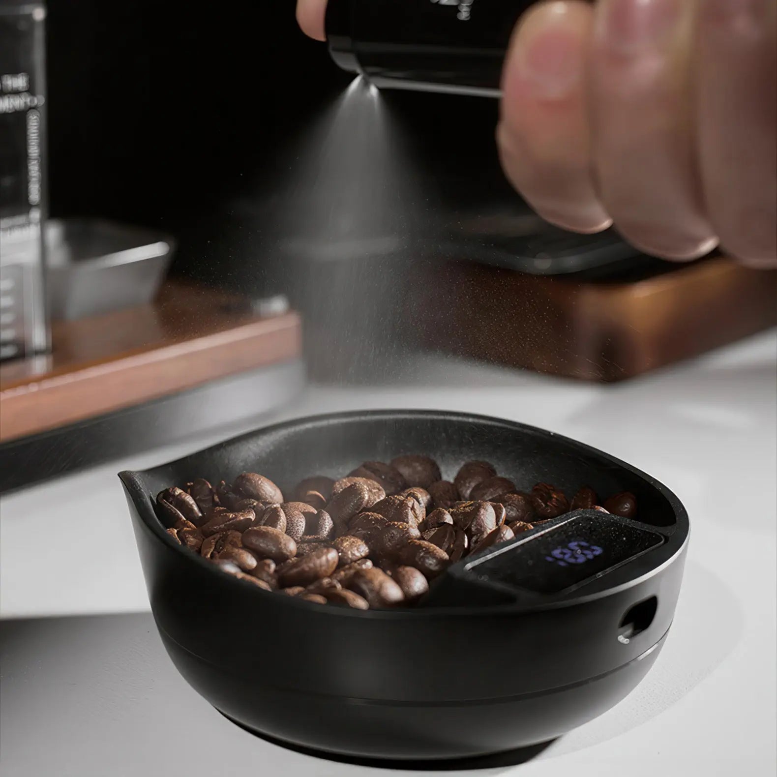 Electronic Walnut Coffee Scale With Leaf Shade Lastaforest