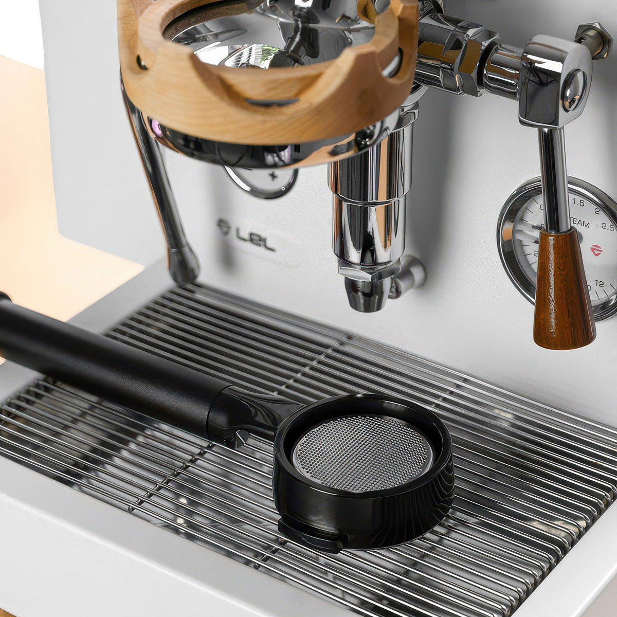 Flat Bottomless Portafilter - High-Efficiency Extraction Lastaforest