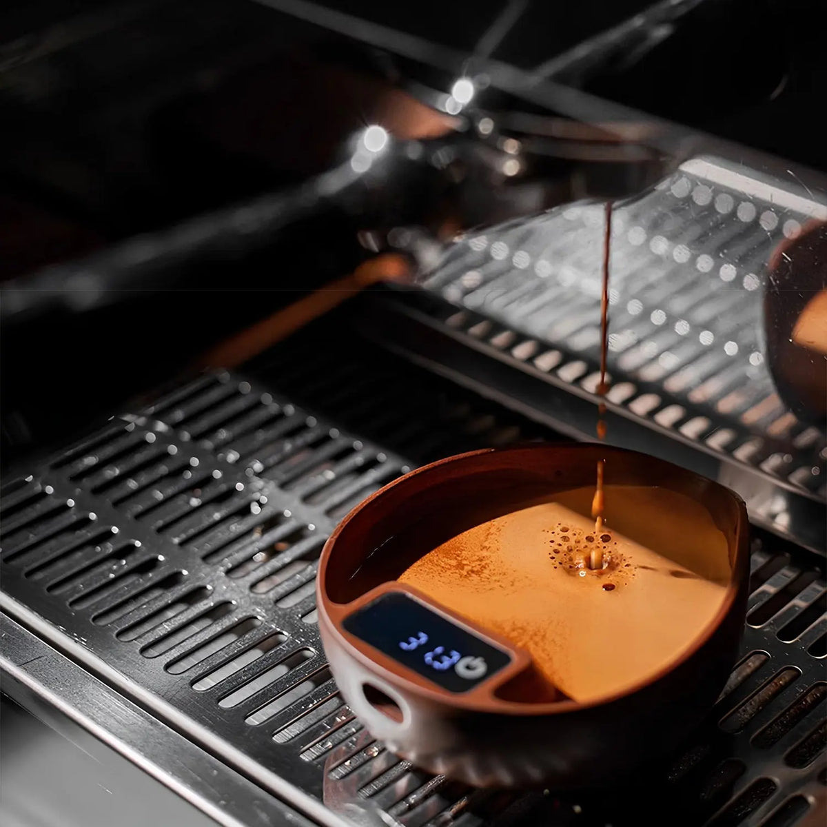Electronic Walnut Coffee Scale With Leaf Shade Lastaforest