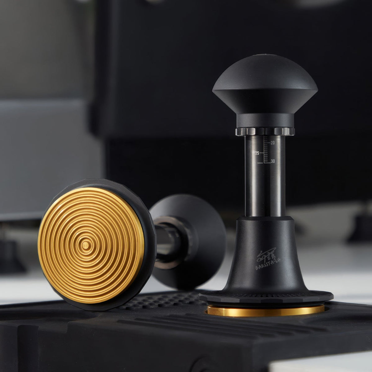 Titanium Spring-Loaded Espresso Tamper Lastaforest