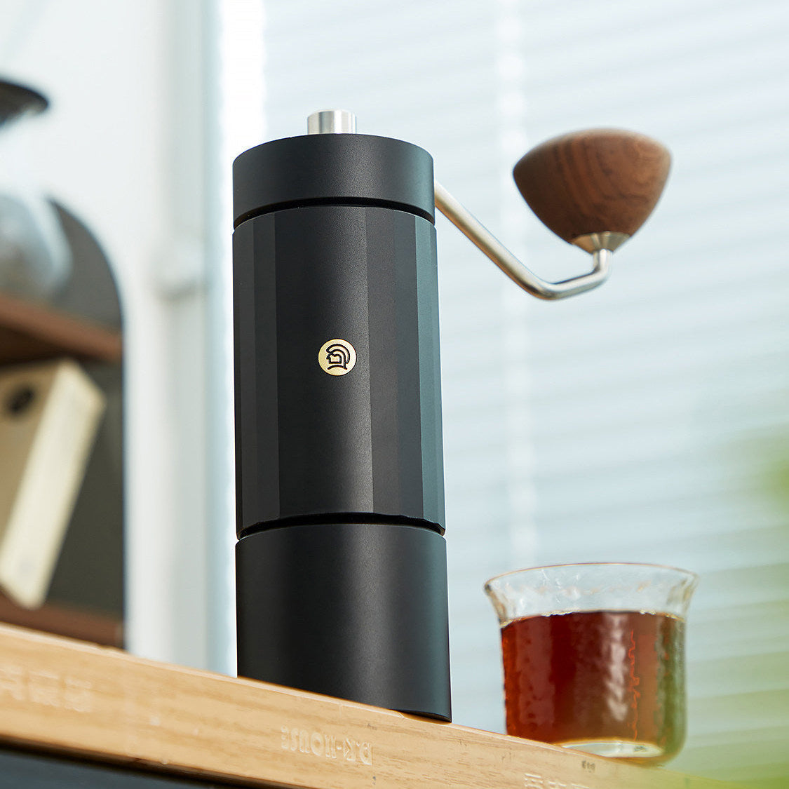 Z4 Manual Coffee Grinder – 48mm Stainless Steel Burr Lastaforest